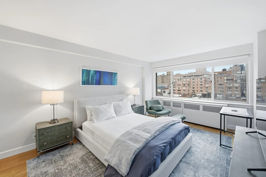 2BR in Upper East Side - Photo 5