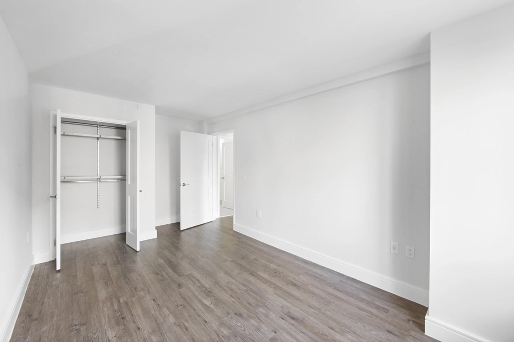2BR in Upper East Side - Photo 6