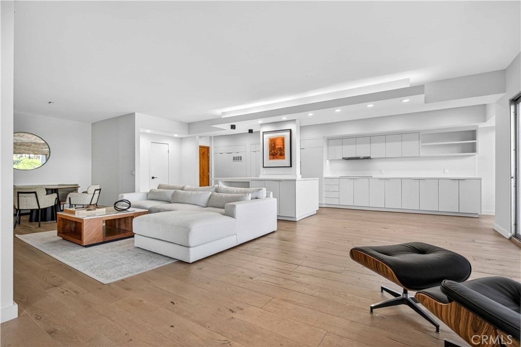 838 N Doheny - Photo 12