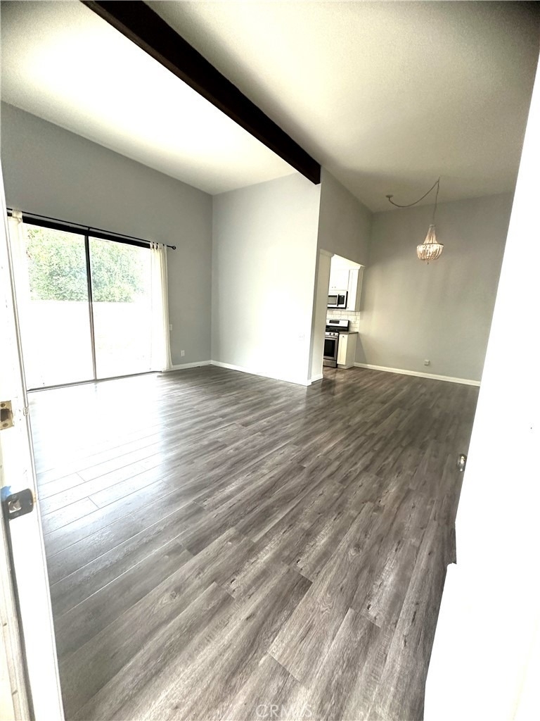 6121 Shoup - Photo 8