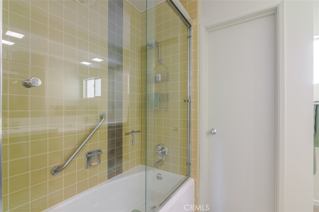 2657 Zorada - Photo 24