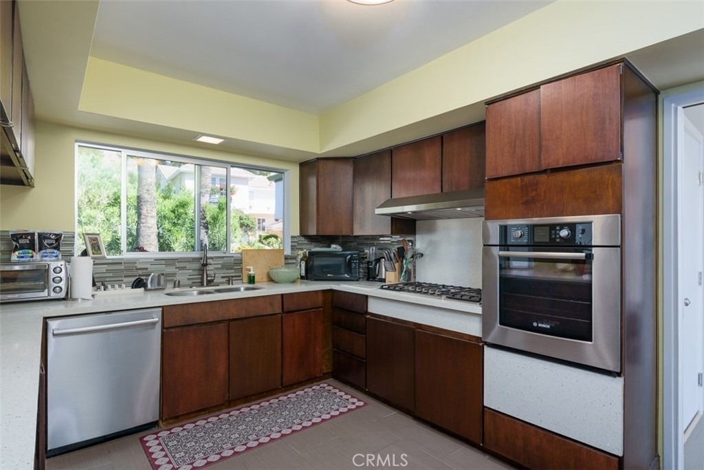 2657 Zorada - Photo 8