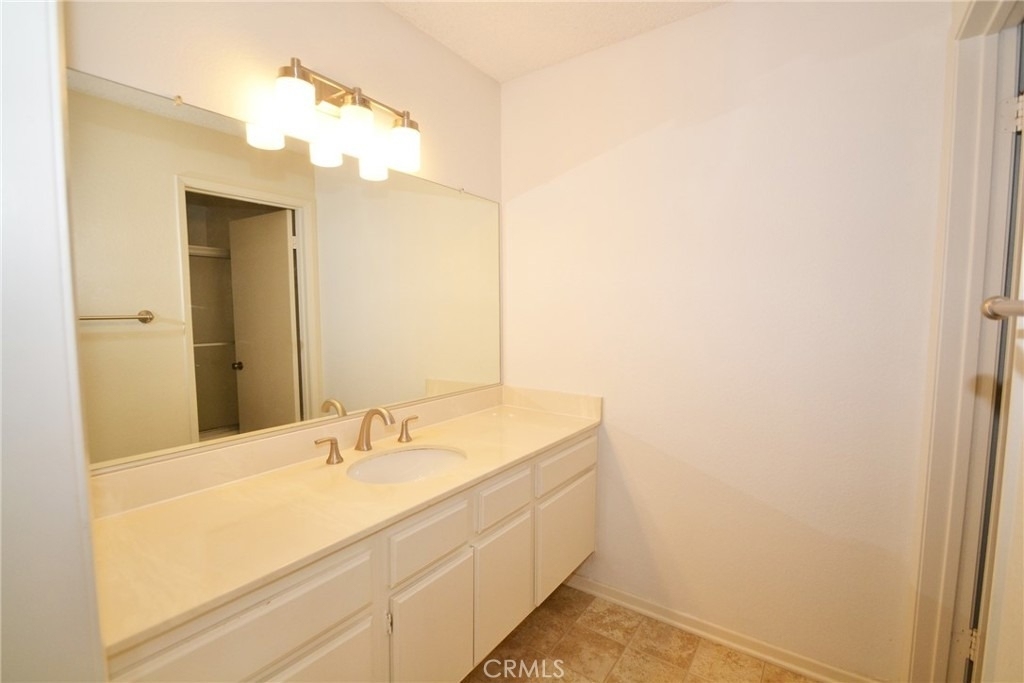 2571 Plaza Del Amo - Photo 8