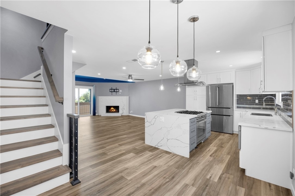 2621 E 20th - Photo 4
