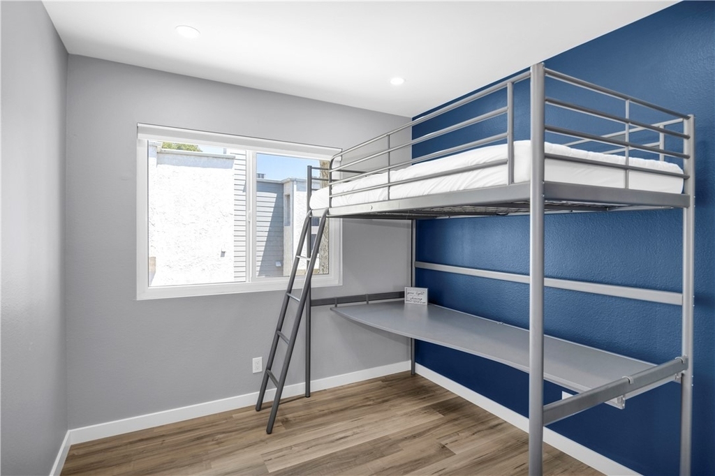 2621 E 20th - Photo 19