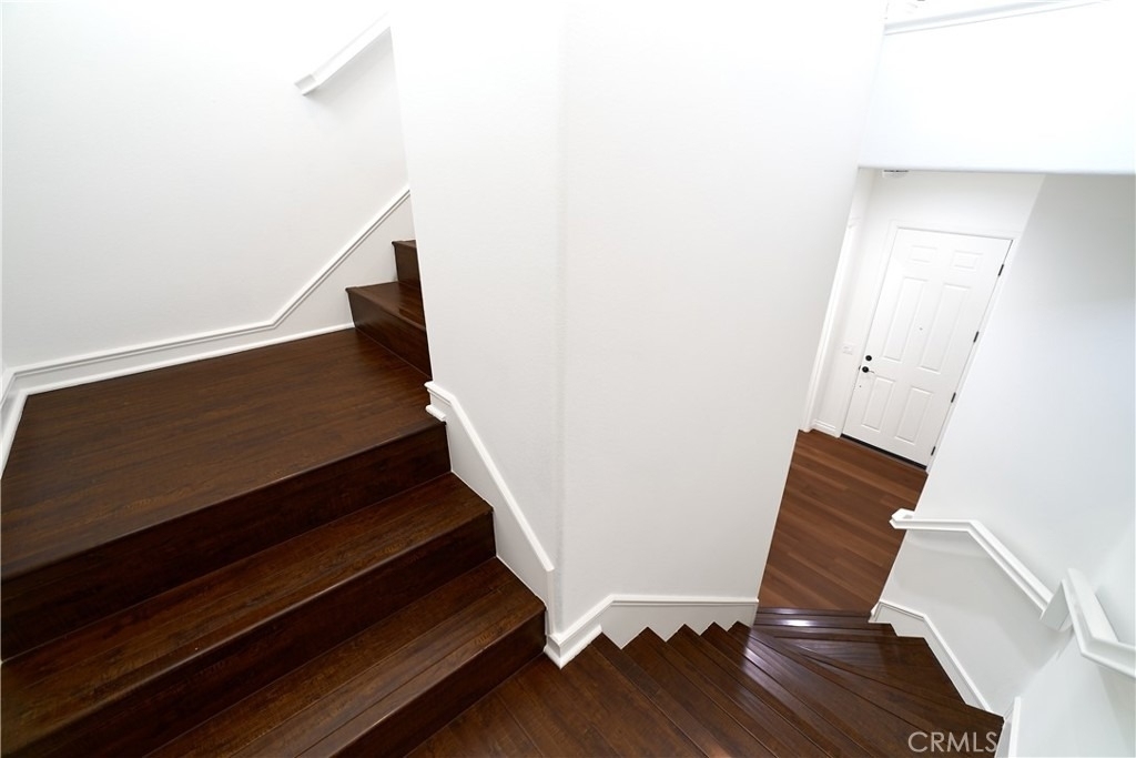 350 Catalina Way - Photo 10