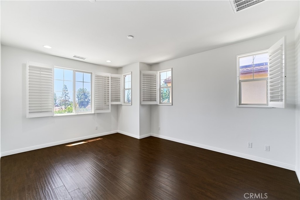 350 Catalina Way - Photo 17