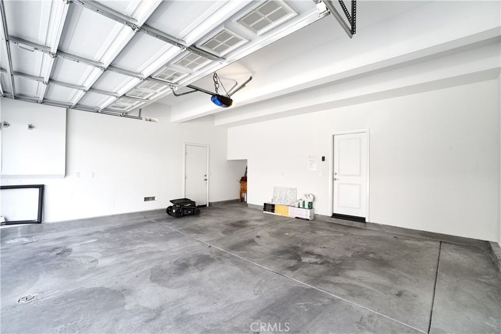 350 Catalina Way - Photo 39