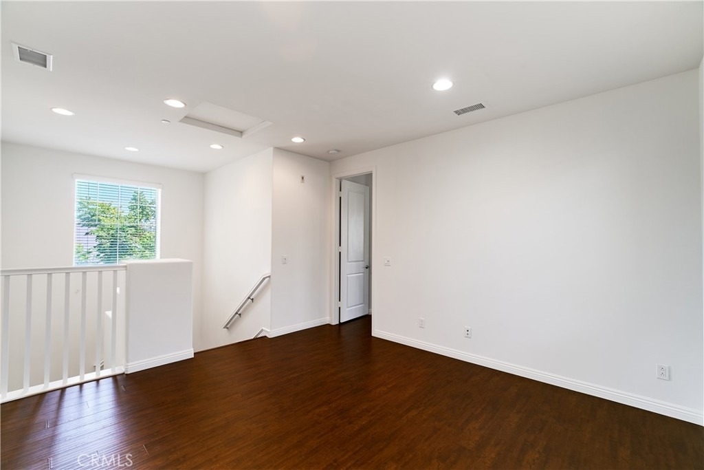 350 Catalina Way - Photo 14