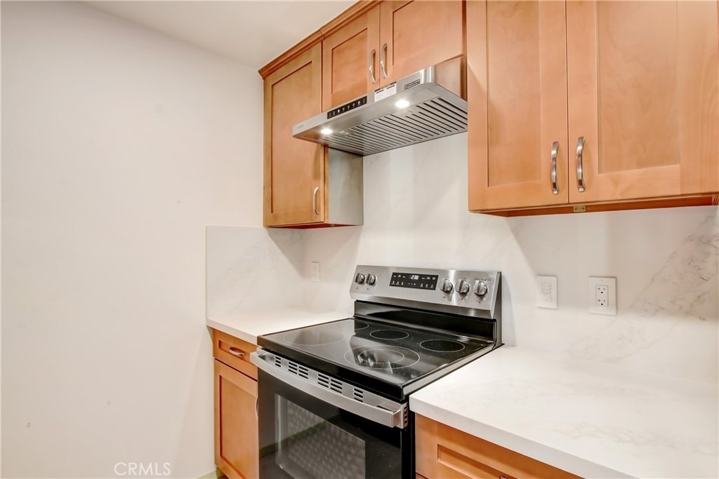 8338 Regents Road - Photo 6