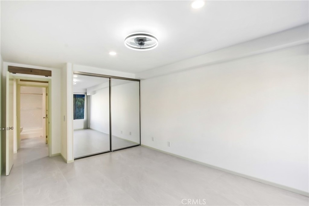 8338 Regents Road - Photo 15