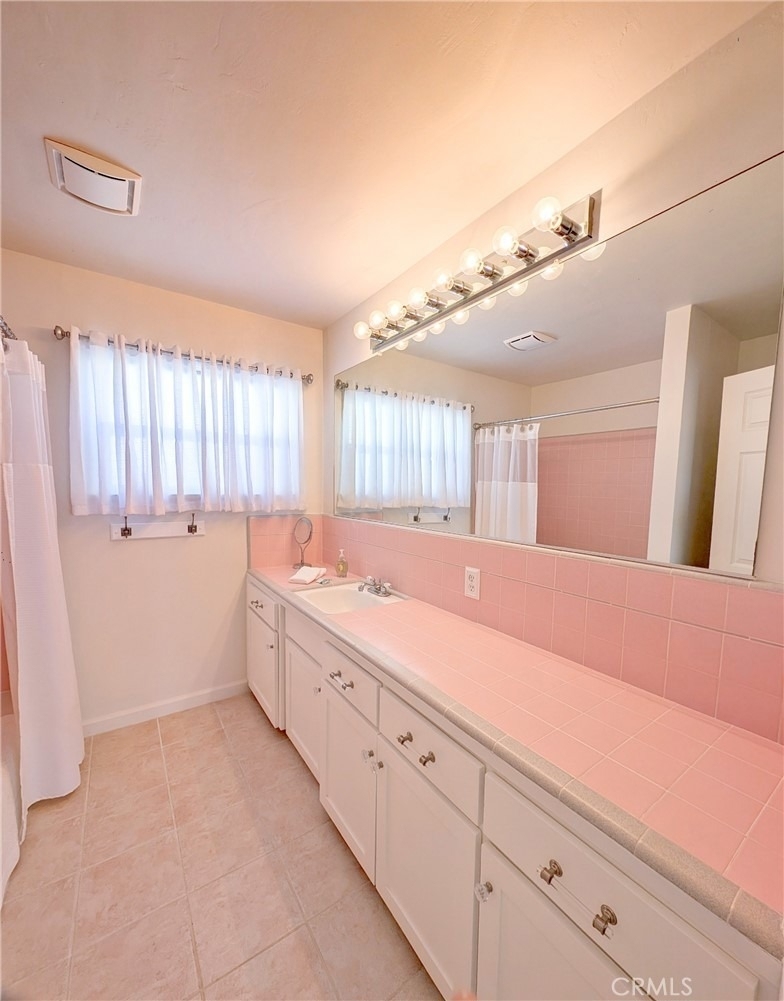 572 Harloe Avenue - Photo 8