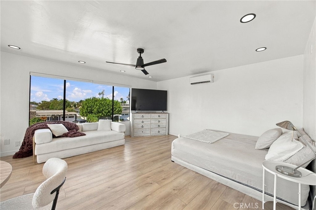 141 W Avenida Alessandro - Photo 1