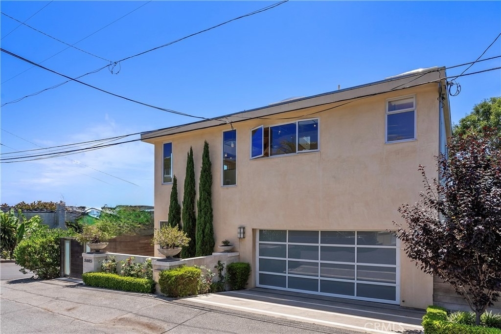 31685 3rd - Photo 1