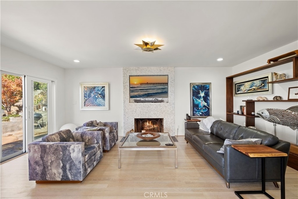 744 Oak - Photo 13