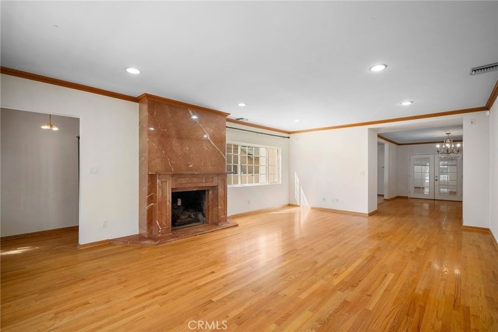 2225 E Glenoaks Boulevard - Photo 5