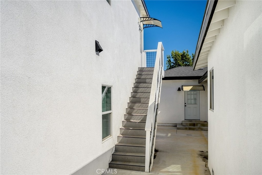 1823 Jackson Street - Photo 1