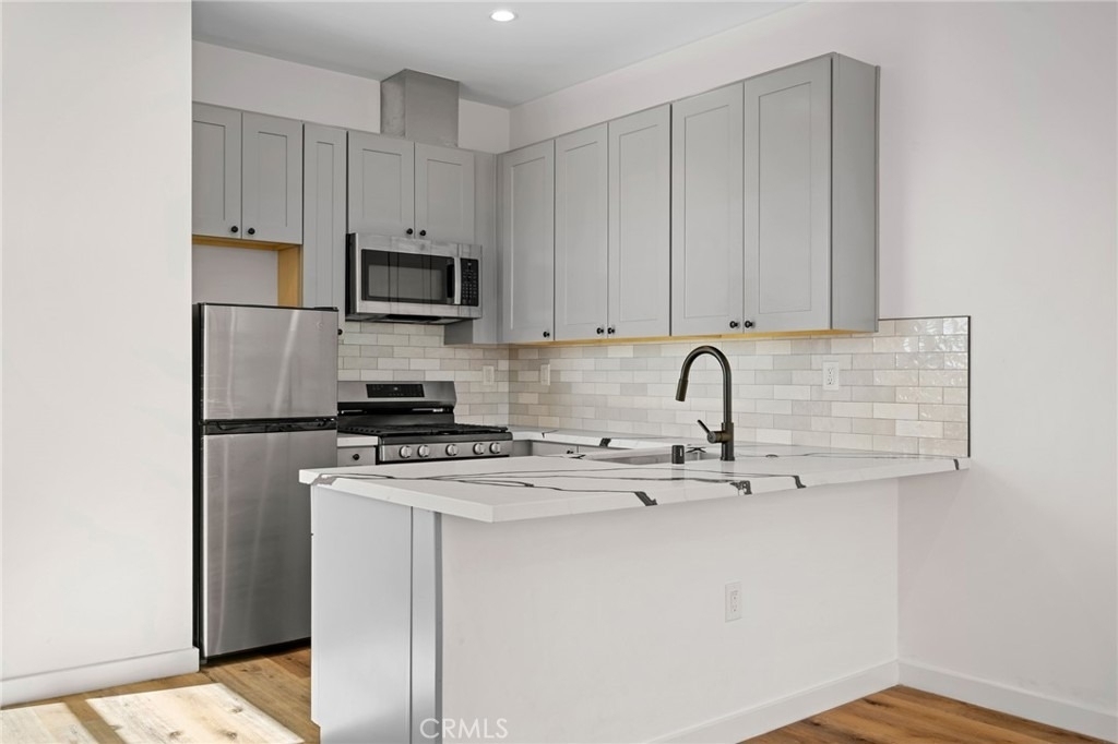 1823 Jackson Street - Photo 8