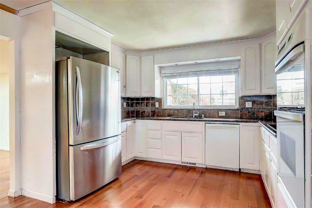 2385 Stanford Pl - Photo 9