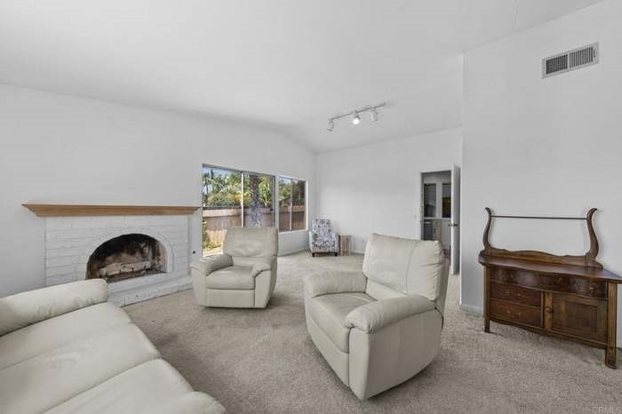 1062 Ponderosa - Photo 7