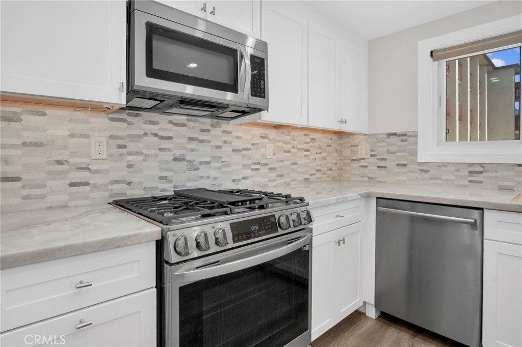 950 Main Street - Photo 7