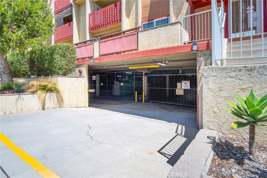 950 Main Street - Photo 34