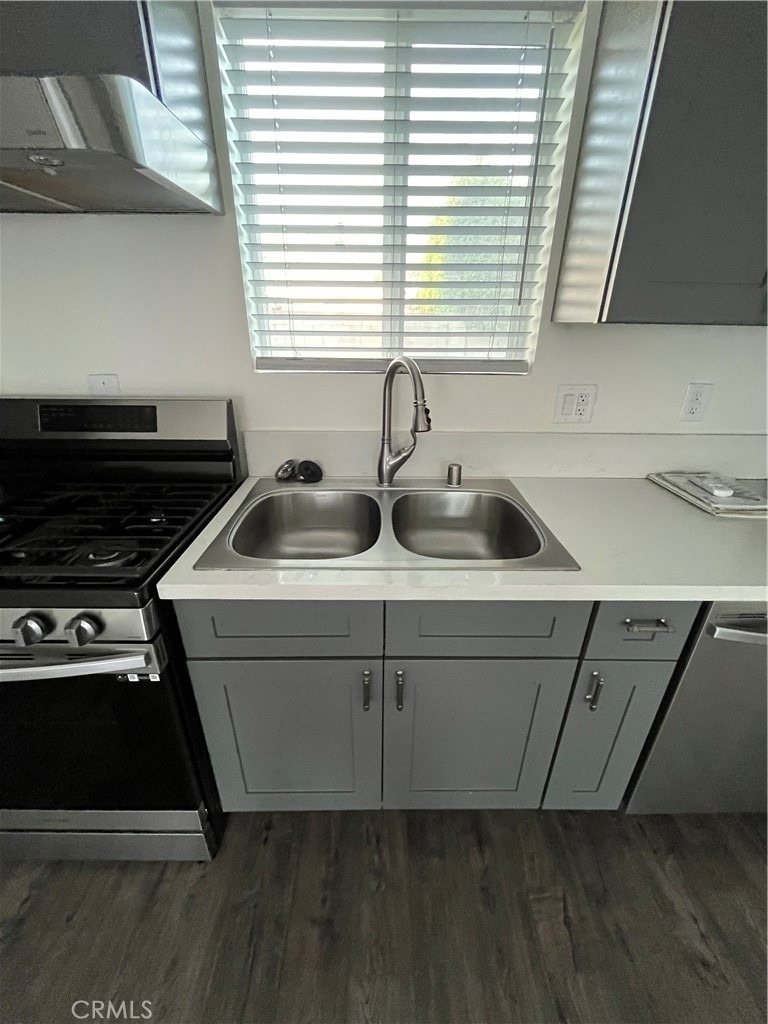 1230 Leland - Photo 7