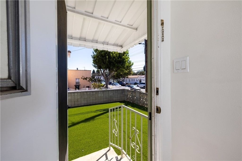 2417 Sonoma Street - Photo 5