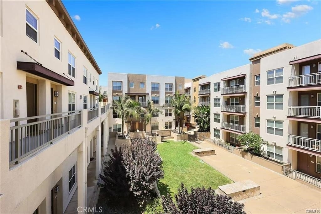 68 E Bay State Street - Photo 2