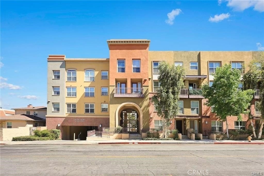 68 E Bay State Street - Photo 0