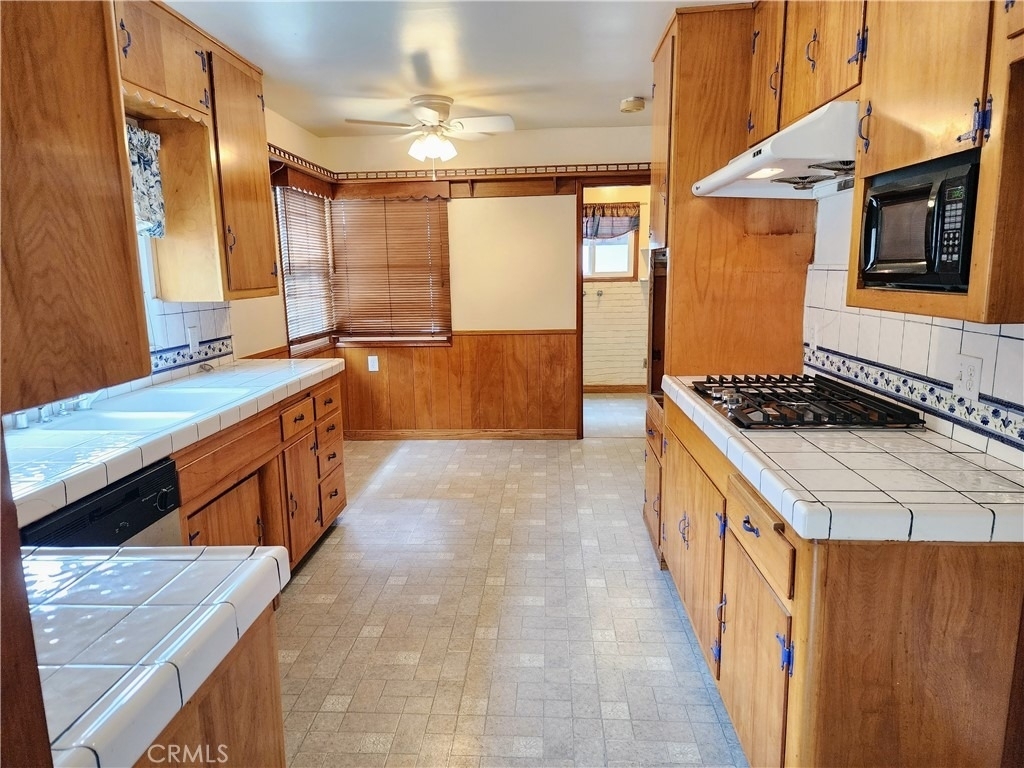 719 S Aldenville Avenue - Photo 15