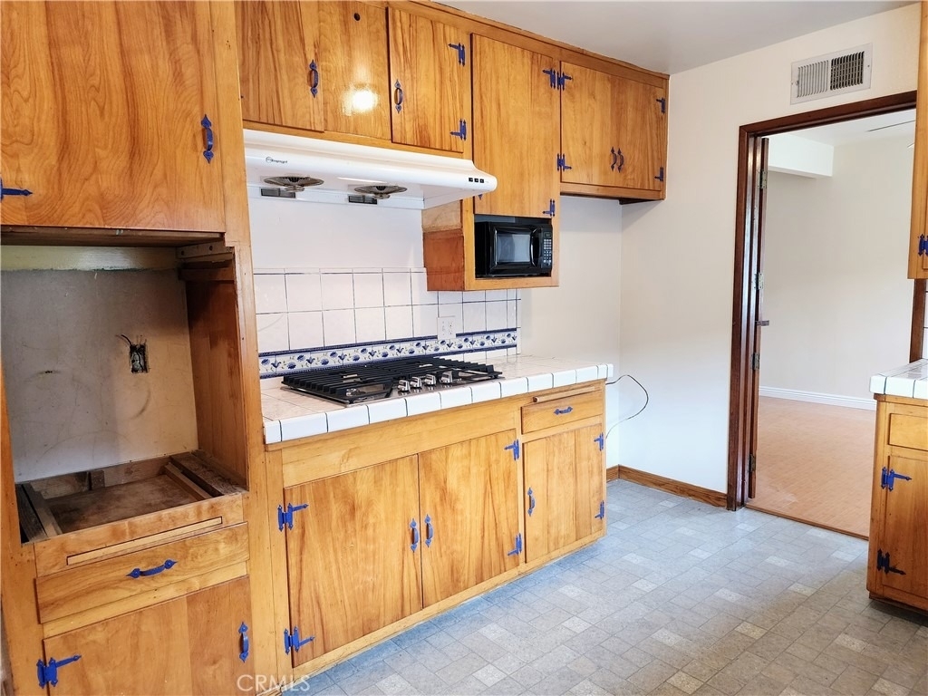719 S Aldenville Avenue - Photo 21