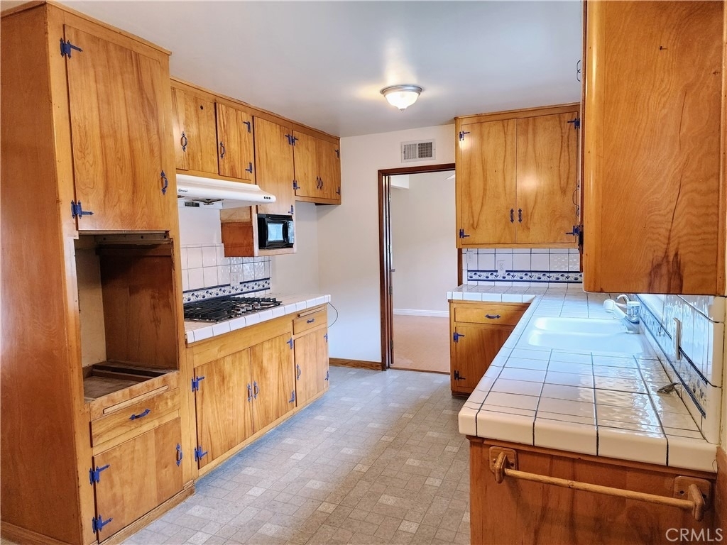 719 S Aldenville Avenue - Photo 20