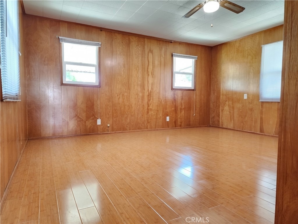 719 S Aldenville Avenue - Photo 28