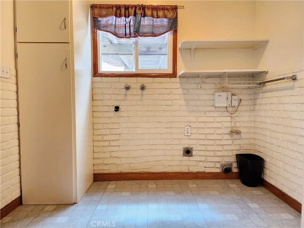 719 S Aldenville Avenue - Photo 25