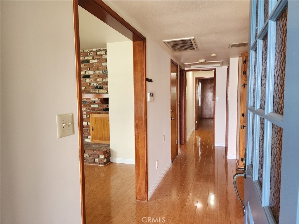 719 S Aldenville Avenue - Photo 7
