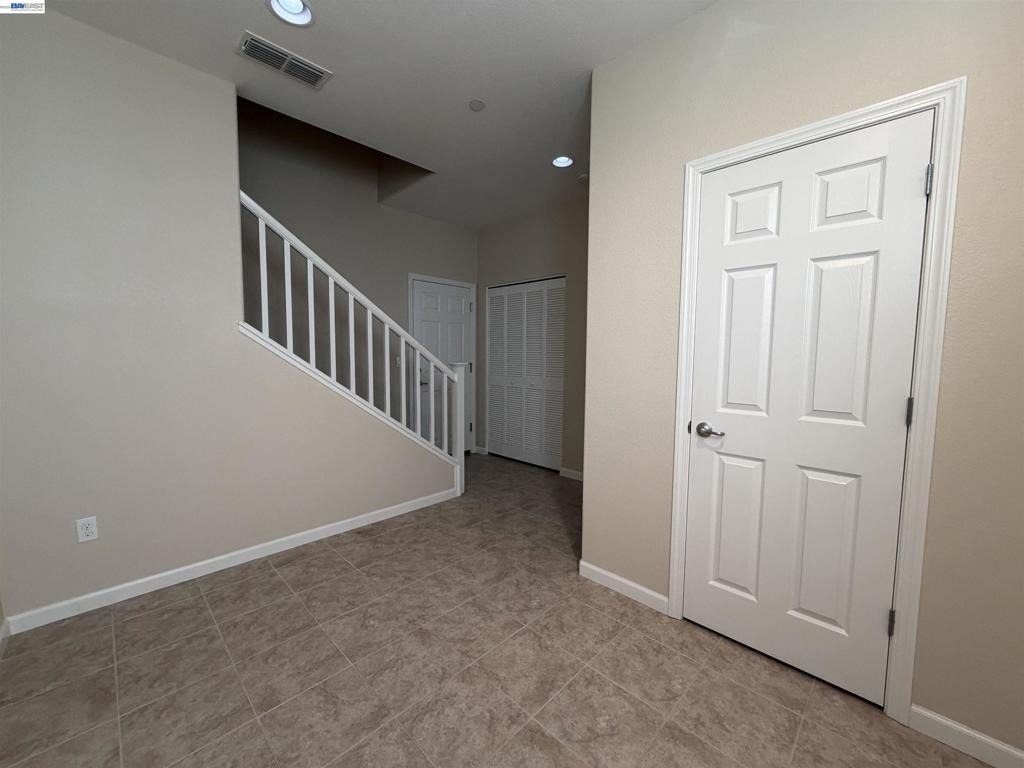 2139 Eva Street - Photo 3
