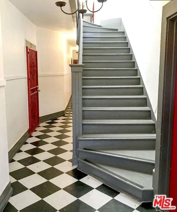 316 N Bixel Street - Photo 7