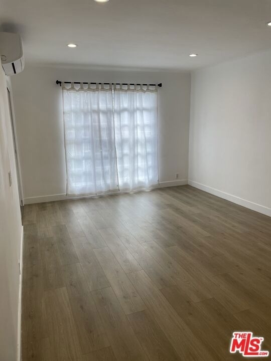 1254 N Orange Grove Avenue - Photo 4