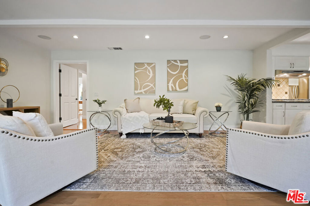 2452 N Altadena Drive - Photo 13