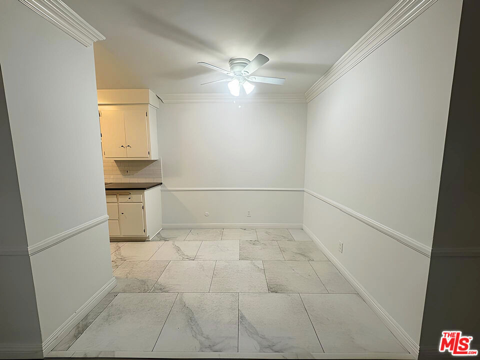 5032 Maplewood Avenue - Photo 14