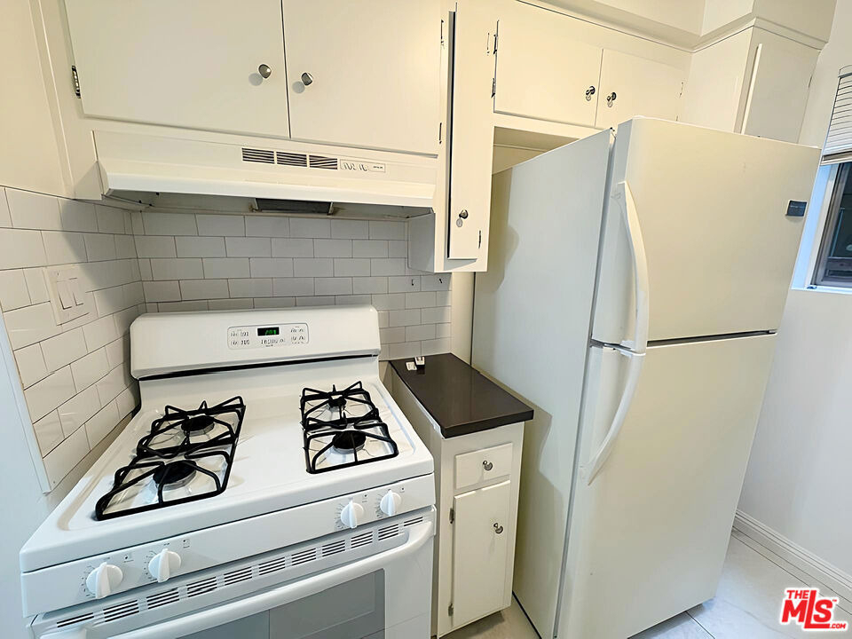 5032 Maplewood Avenue - Photo 17