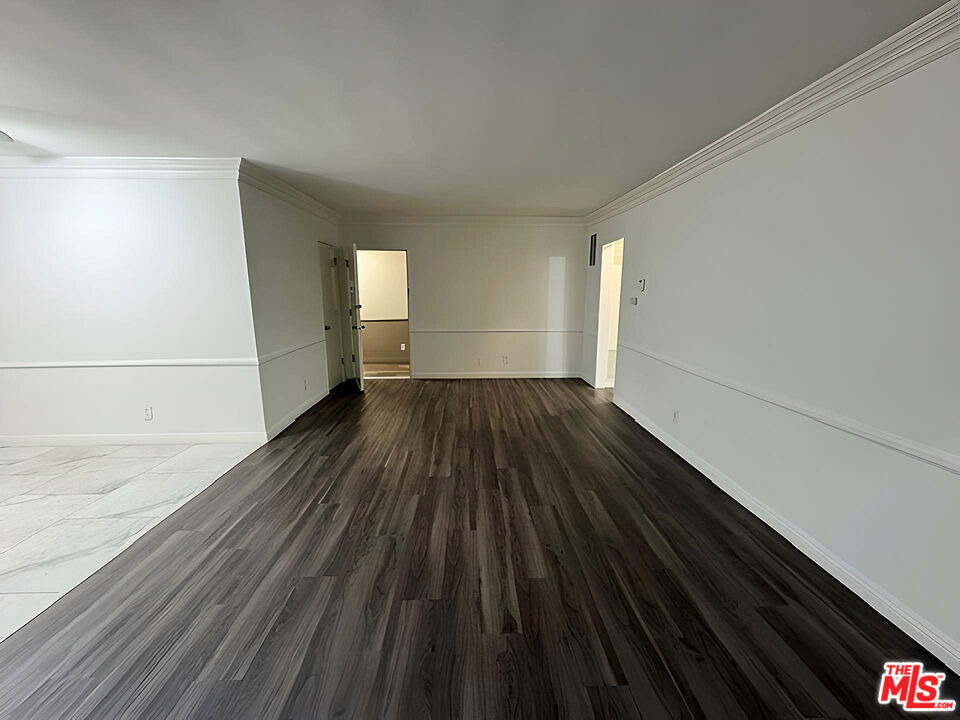 5032 Maplewood Avenue - Photo 13