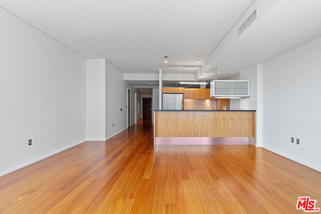 1155 S Grand Avenue - Photo 6