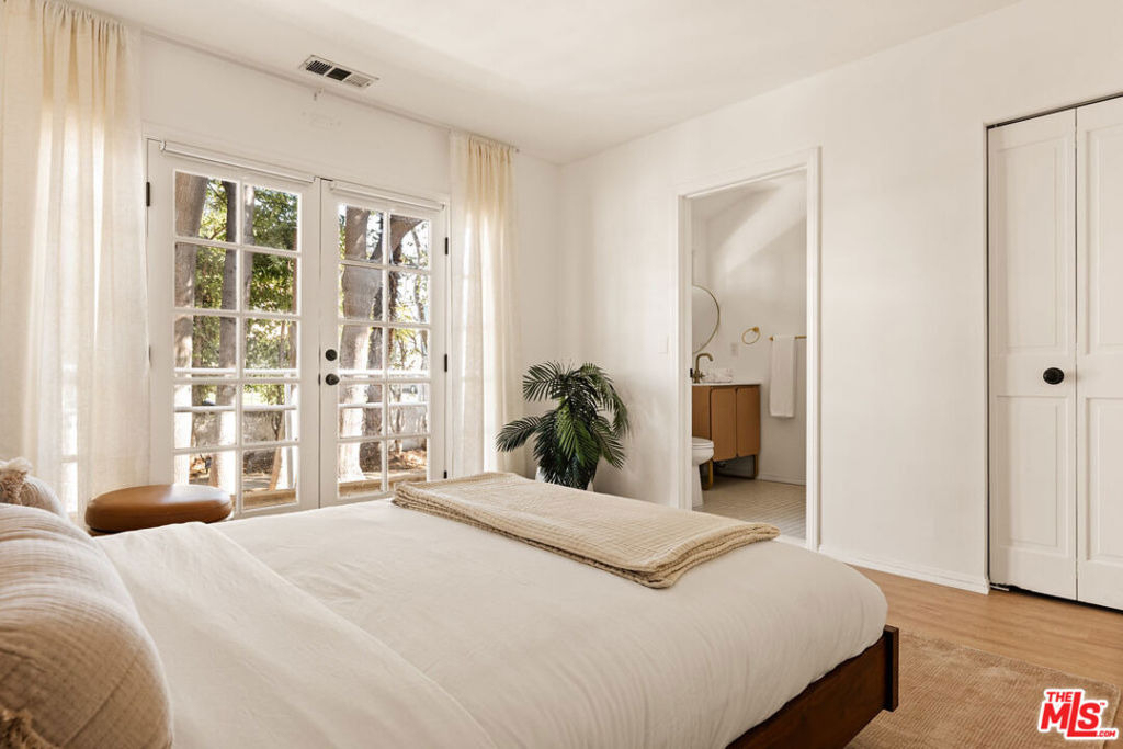 803 N Alfred Street - Photo 3