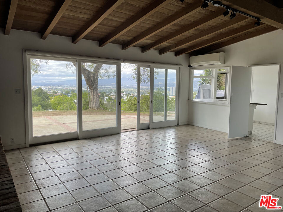 3327 Wonder View Plaza - Photo 4