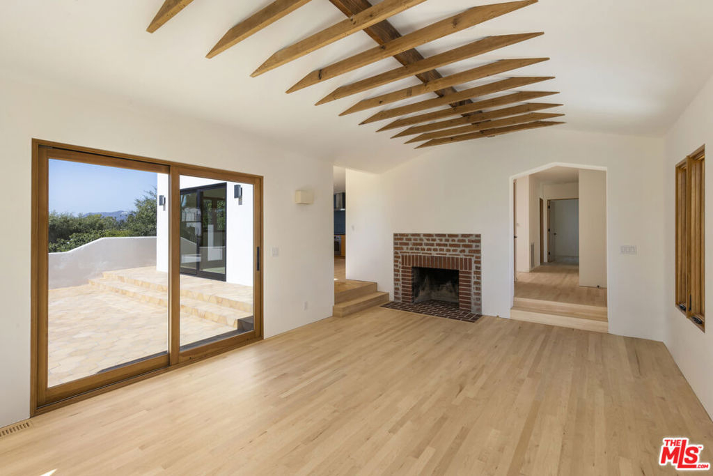 1619 N Benton Way - Photo 8