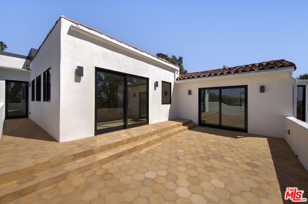 1619 N Benton Way - Photo 23