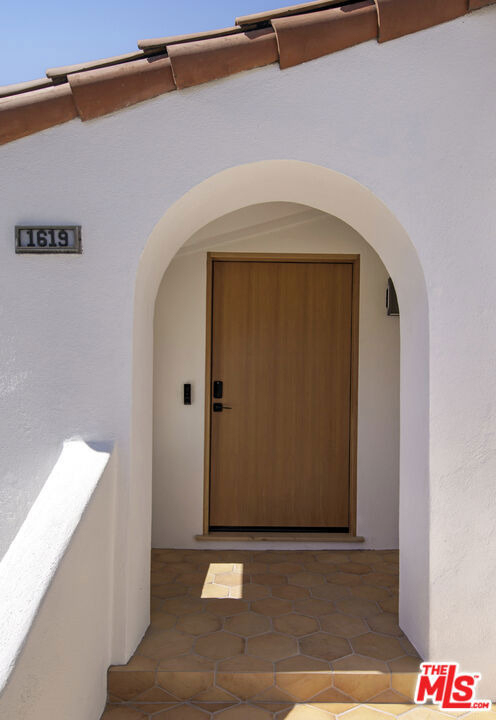 1619 N Benton Way - Photo 2