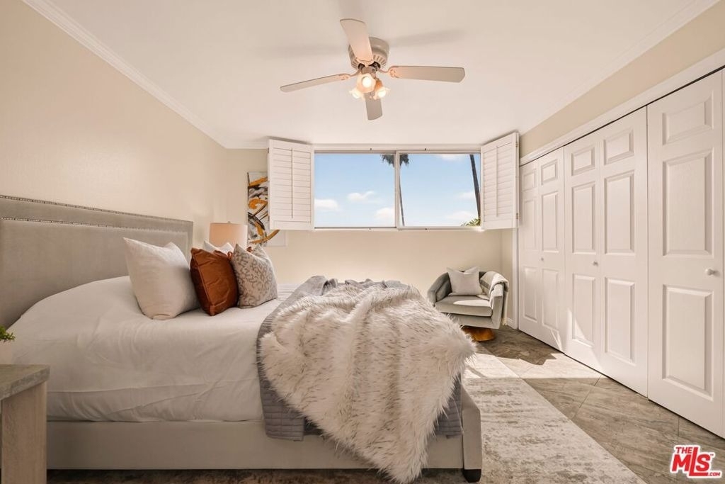 100 S Doheny Drive - Photo 13
